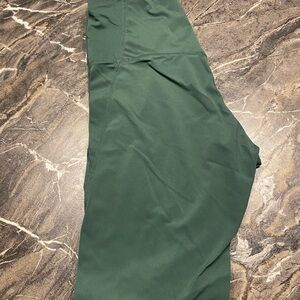 Chic Forest Green Leggings